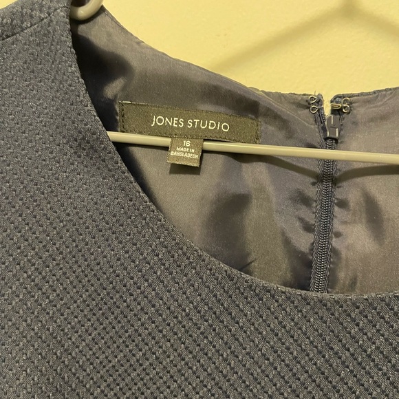 Jones Studio Navy dress sz16. New with tags. - Picture 4 of 8